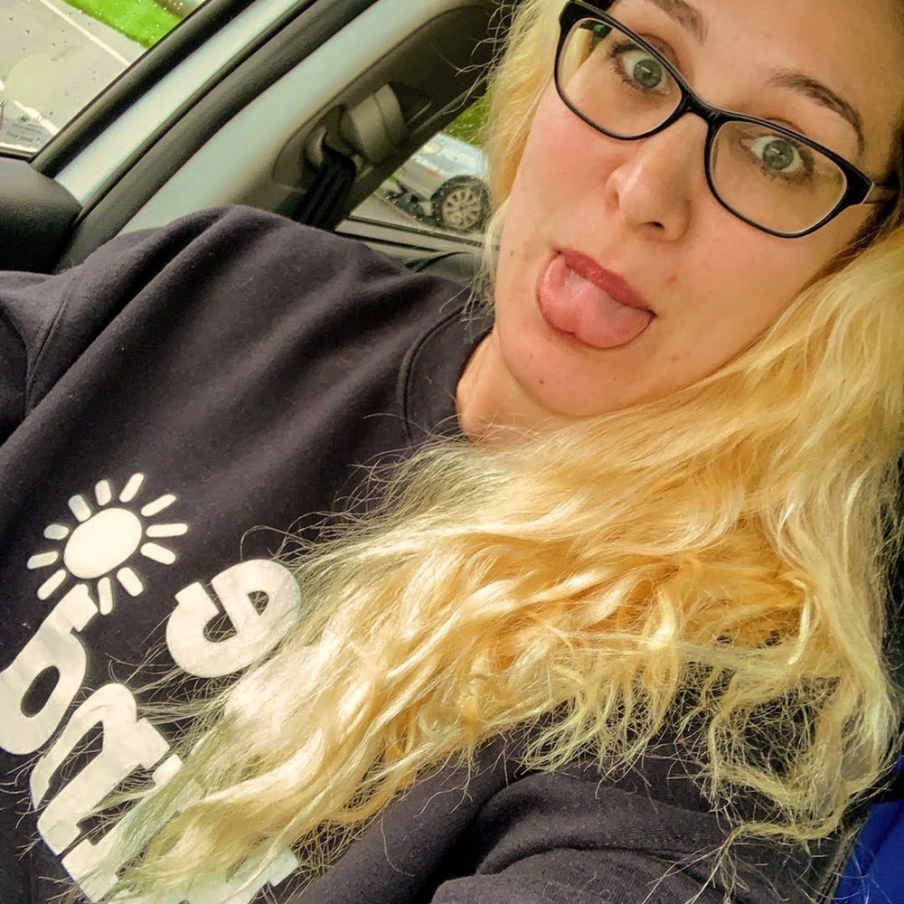 Meet your Posher, Leslie